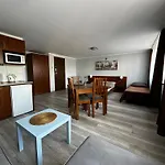 瑟维斯综合公寓酒店 公寓