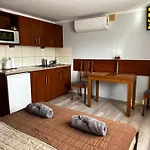公寓 瑟维斯综合公寓酒店 克拉科夫