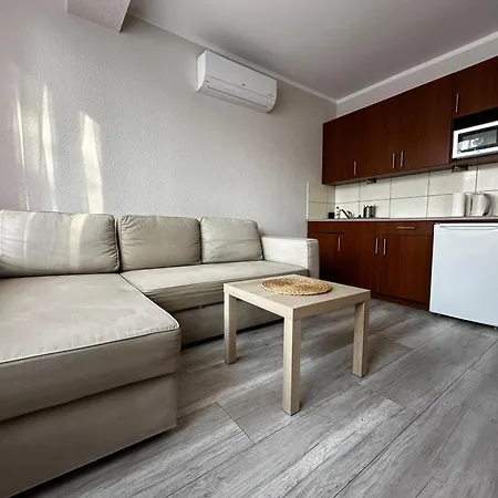 アパート Kompleks Apartament-serwis クラクフ